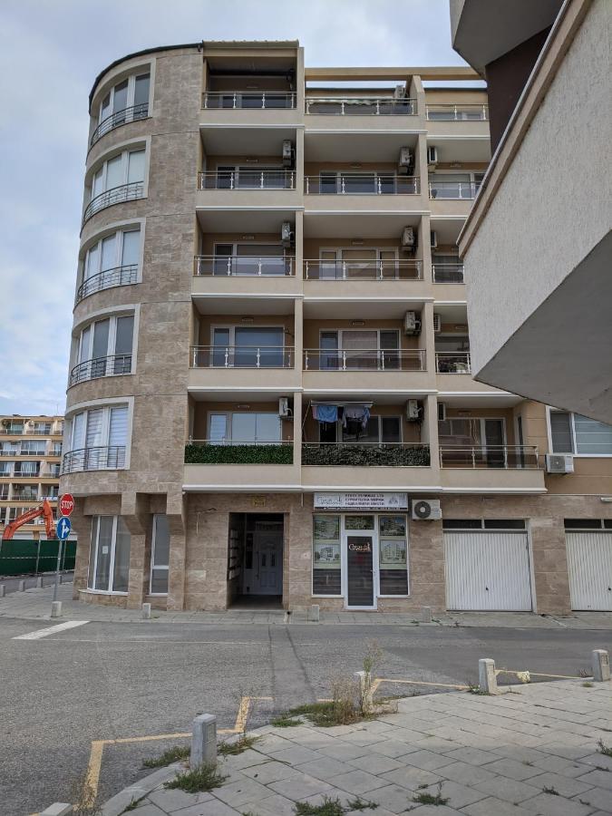Aquamarine Apartment Pomorie Ngoại thất bức ảnh