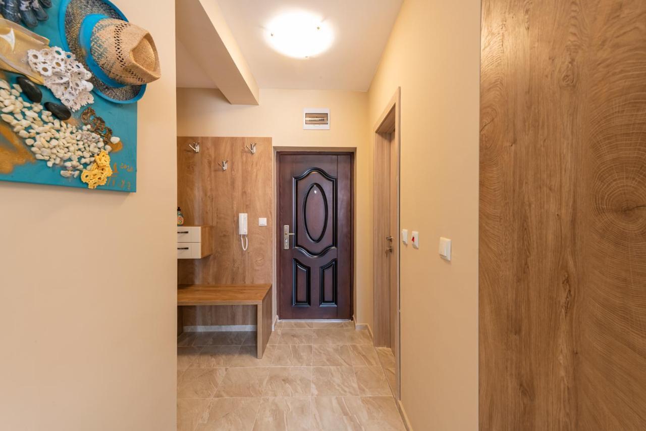 Aquamarine Apartment Pomorie Ngoại thất bức ảnh
